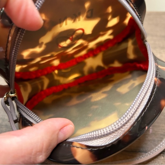 DKNY Tortoise Shell Pattern Coin Purse / Makeup /Accessories Bag - Picture 3 of 3